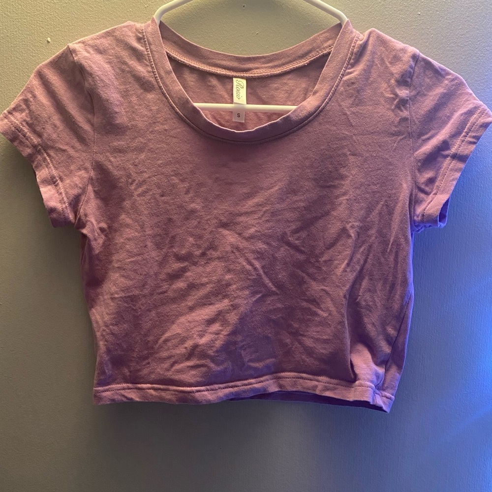 Purple crop top size small (US4)
